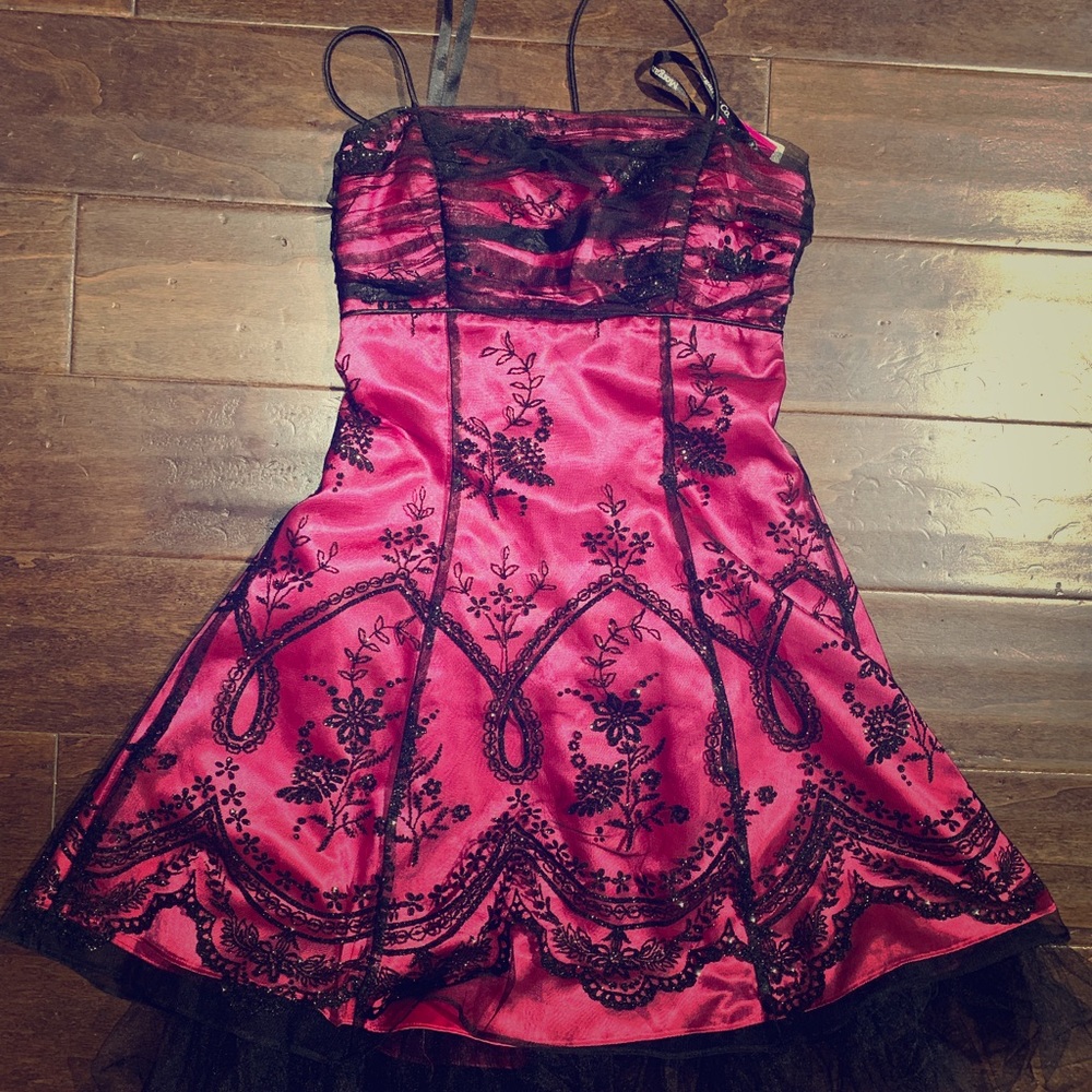 Morgan & co. Prom dress